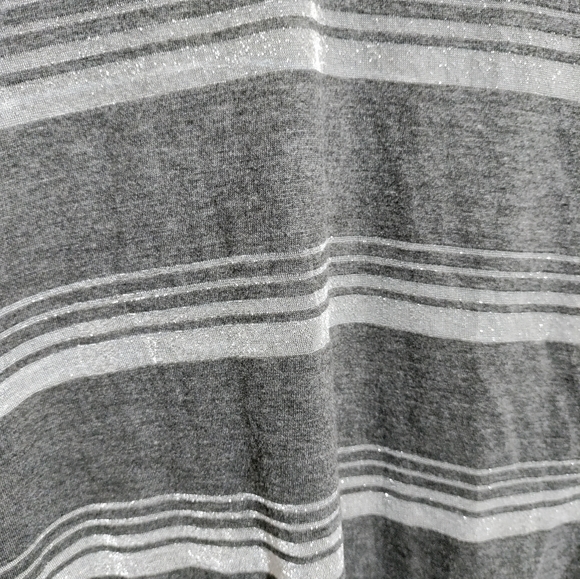 Eight Sixty - Women's 2 tone grey, 3/4 sleeve top with vertical stripes. Size- M - Picture 2 of 6